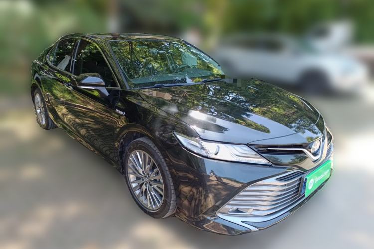 Used Toyota Camry 2018 Dual-Engine 2.5 HG Luxury Edition Front Right 45 Deg