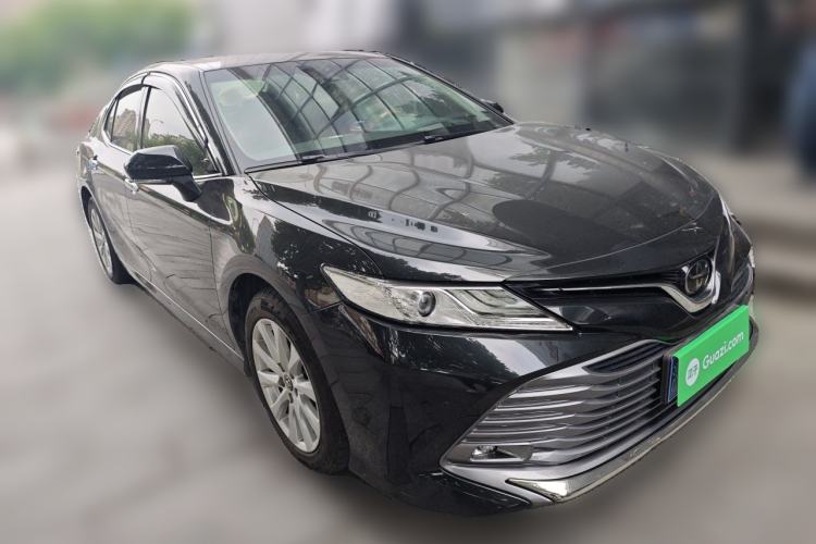 Used Toyota Camry 2018 2.0G Luxury Edition Front Right 45 Deg