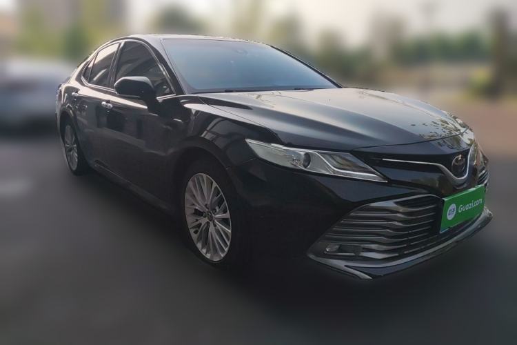 Used Toyota Camry 2018 2.5G Luxury Edition Front Right 45 Deg