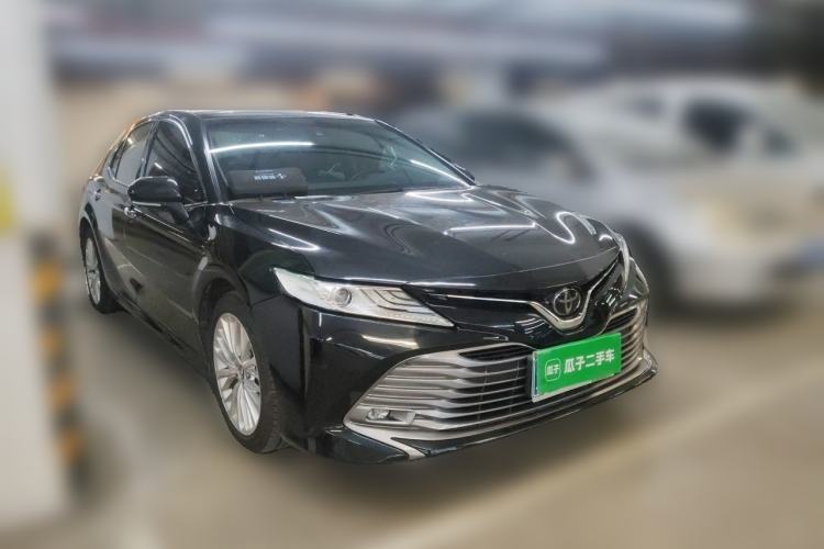 Used Toyota Camry 2018 2.5G Luxury Edition Front Right 45 Deg