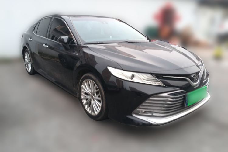 Used Toyota Camry 2018 2.5G Luxury Edition Front Right 45 Deg