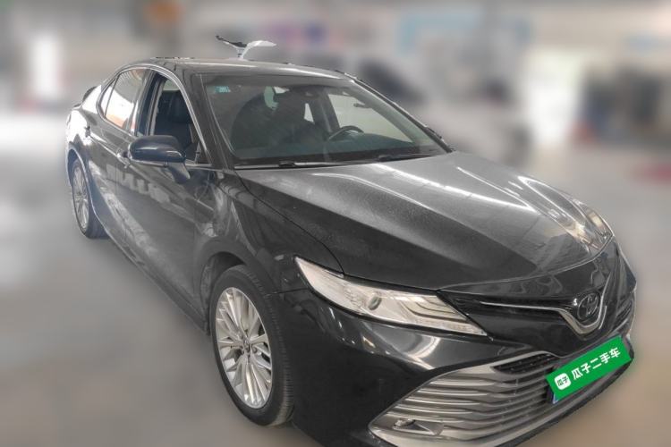 Used Toyota Camry 2018 2.5G Luxury Edition Front Right 45 Deg