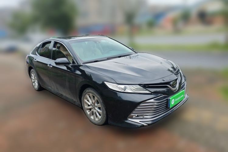 Used Toyota Camry 2018 2.0G Luxury Edition Front Right 45 Deg