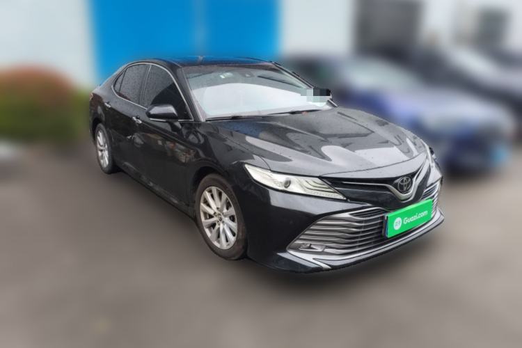Used Toyota Camry 2018 2.0G Luxury Edition Front Right 45 Deg
