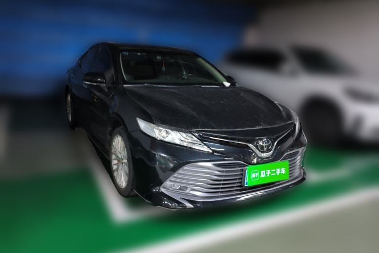 Used Toyota Camry 2018 2.5G Luxury Edition Front Right 45 Deg