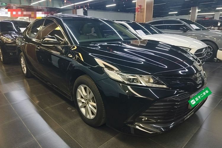 Used Toyota Camry 2018 2.0E Leading Edition Front Right 45 Deg