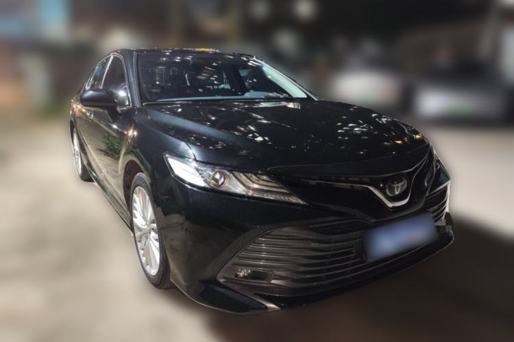 Used Toyota Camry 2018 2.5G Luxury Edition Front Right 45 Deg