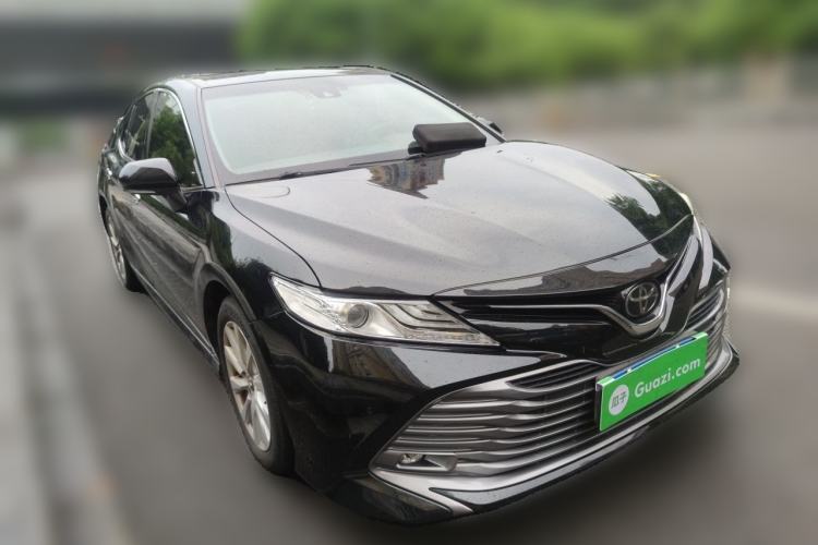 Used Toyota Camry 2018 2.0G Luxury Edition Front Right 45 Deg