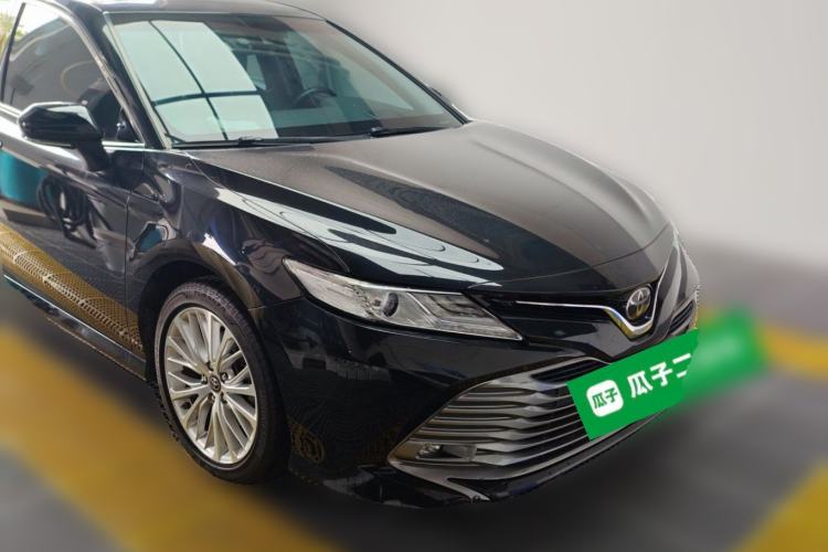 Used Toyota Camry 2018 2.5G Luxury Edition Front Right 45 Deg