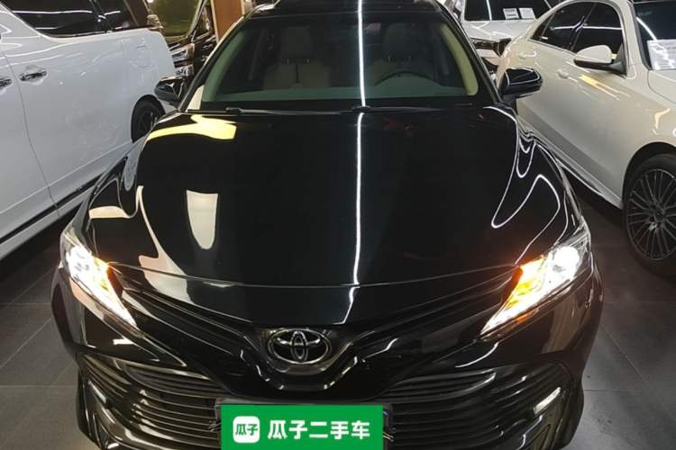 Used Toyota Camry 2018 2.0E Leading Edition Front