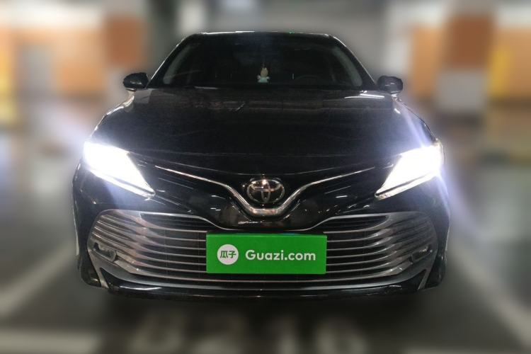 Used Toyota Camry 2018 2.0G Luxury Edition Front