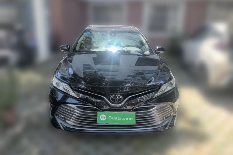 Used Toyota Camry 2018 2.0G Luxury Edition Front