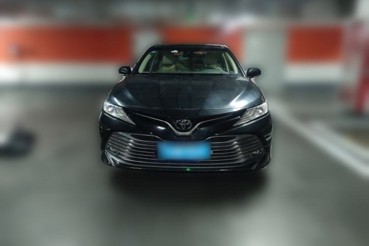 Used Toyota Camry 2018 2.0G Luxury Edition Front