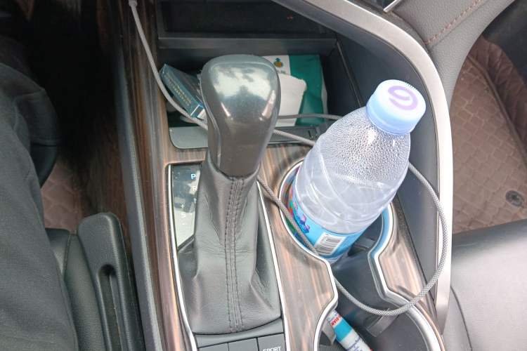 Used Toyota Camry 2018 2.5G Luxury Edition Gear Lever