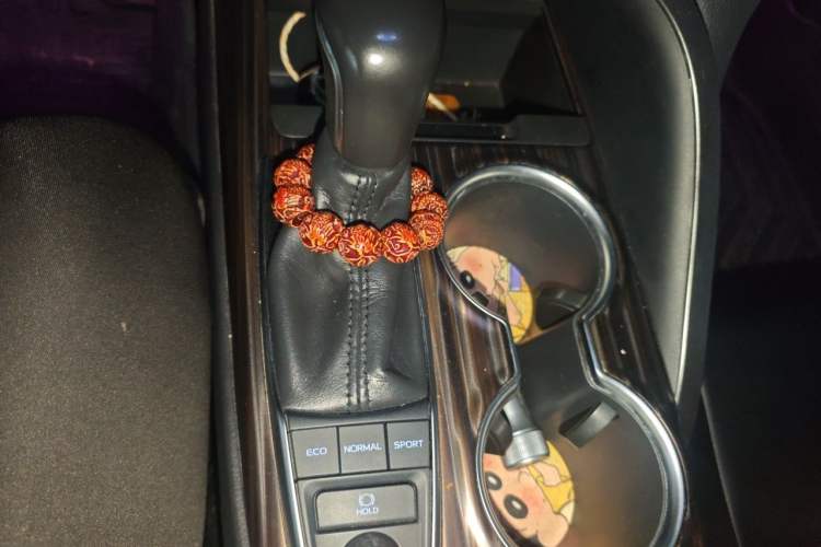 Used Toyota Camry 2018 2.5G Luxury Edition Gear Lever