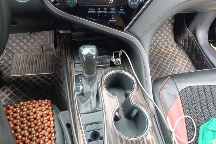 Used Toyota Camry 2018 2.0G Luxury Edition Gear Lever