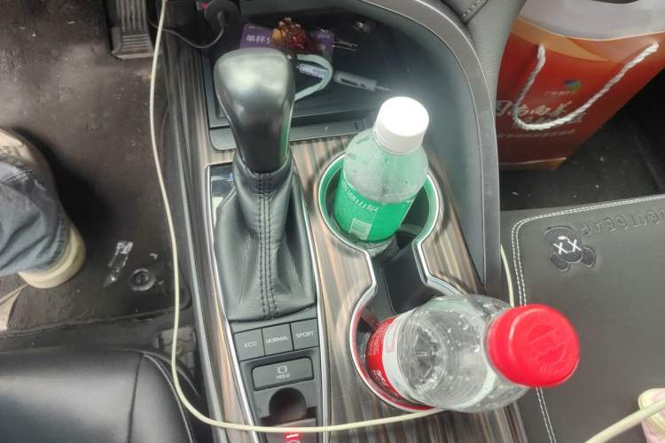 Used Toyota Camry 2018 2.5G Luxury Edition Gear Lever