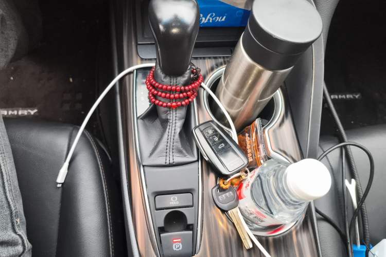 Used Toyota Camry 2018 2.0G Luxury Edition Gear Lever