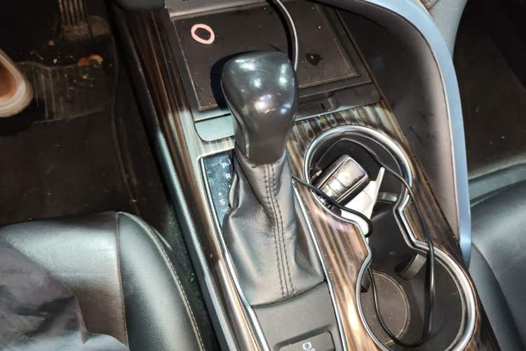 Used Toyota Camry 2018 2.0G Luxury Edition Gear Lever