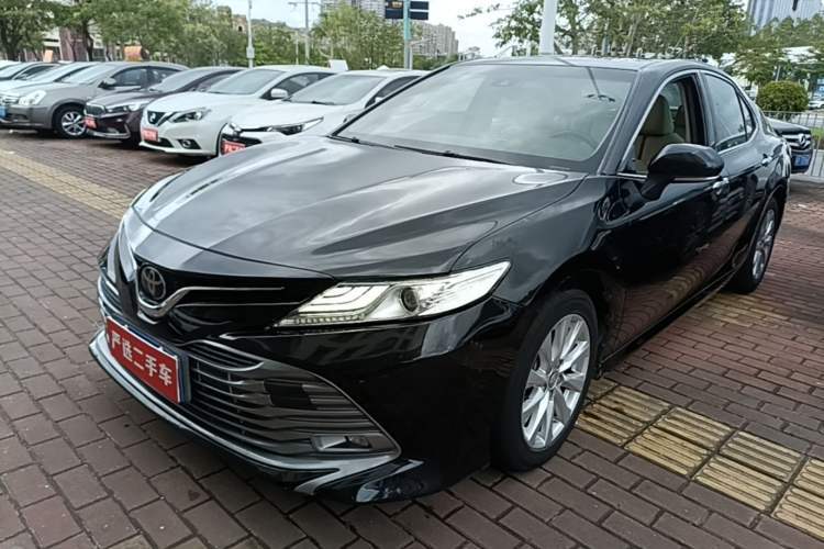 Used Toyota Camry 2018 2.0G Luxury Edition Guazi used car, China used car export, Used car for sale, Used  cars, Cheapest cars for sale