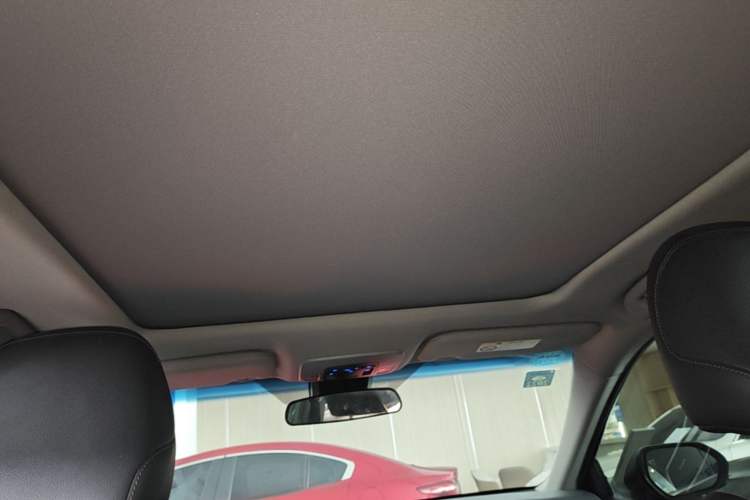 Used Toyota Camry 2018 2.5G Luxury Edition Headliner