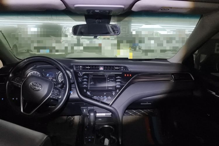 Used Toyota Camry 2018 2.5G Luxury Edition Headliner