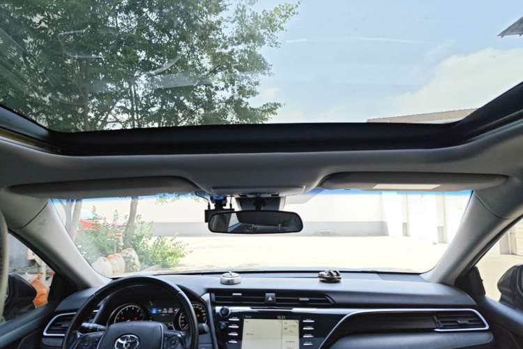 Used Toyota Camry 2018 2.5G Luxury Edition Headliner