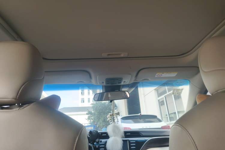 Used Toyota Camry 2018 2.0G Luxury Edition Headliner