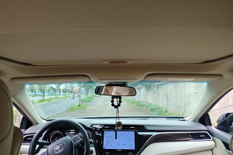 Used Toyota Camry 2018 2.0G Luxury Edition Headliner