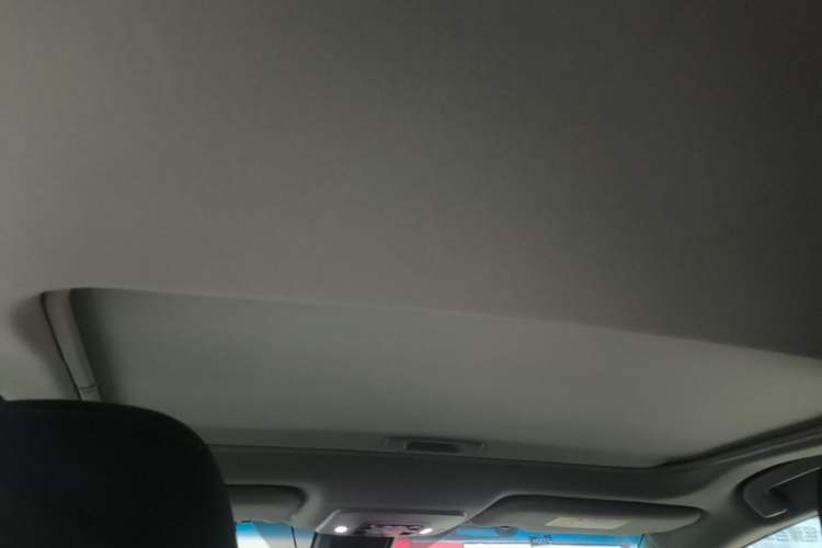 Used Toyota Camry 2018 2.0G Luxury Edition Headliner