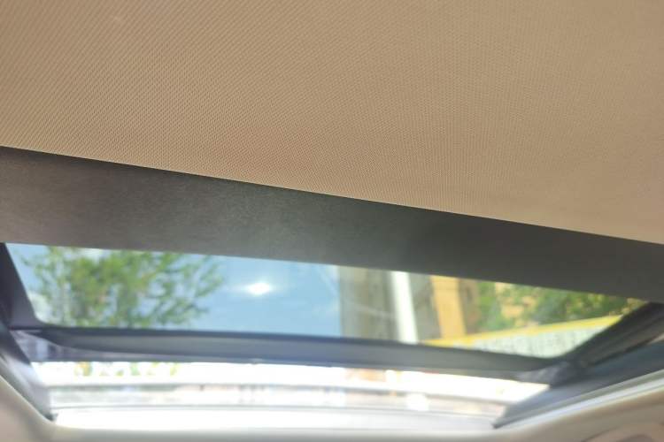 Used Toyota Camry 2018 2.5G Luxury Edition Headliner