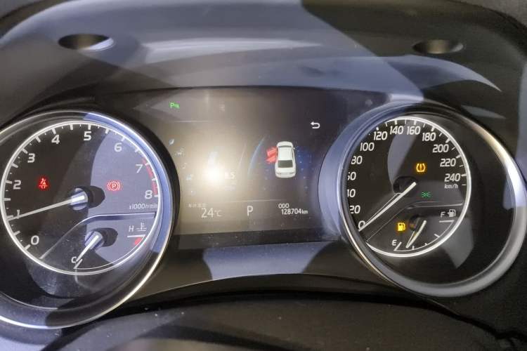 Used Toyota Camry 2018 2.5G Luxury Edition Instrument Cluster