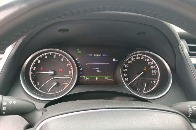 Used Toyota Camry 2018 2.5G Luxury Edition Instrument Cluster