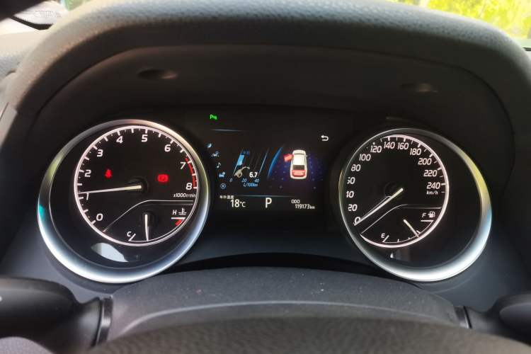 Used Toyota Camry 2018 2.5G Luxury Edition Instrument Cluster