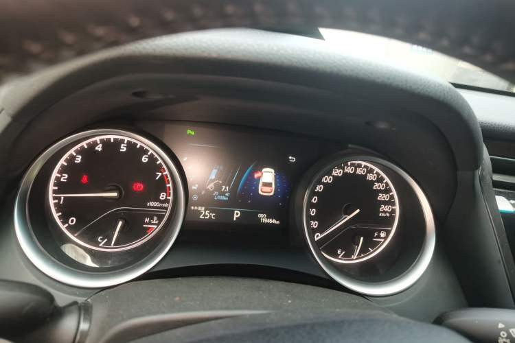 Used Toyota Camry 2018 2.5G Luxury Edition Instrument Cluster