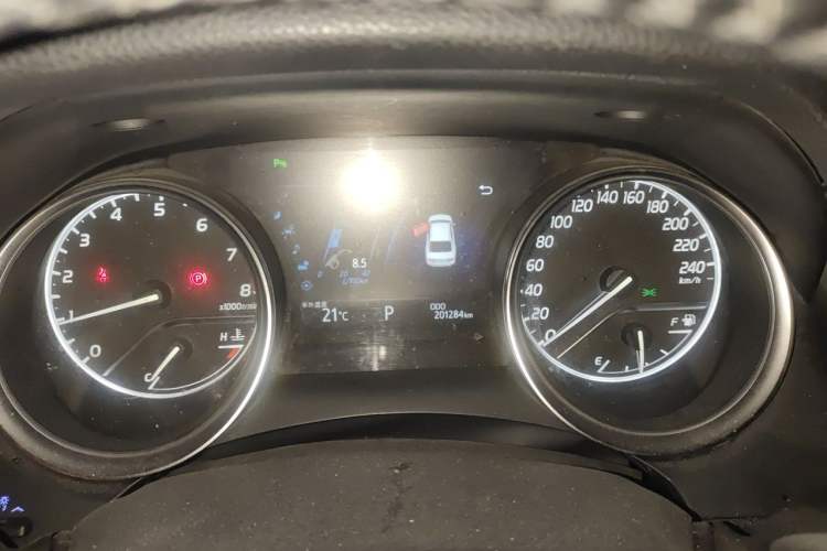 Used Toyota Camry 2018 2.0G Luxury Edition Instrument Cluster