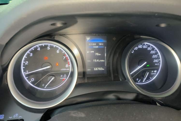 Used Toyota Camry 2018 2.0E Elite Edition Instrument Cluster