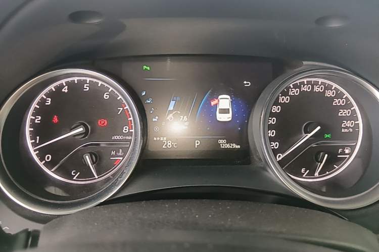 Used Toyota Camry 2018 2.0G Luxury Edition Instrument Cluster