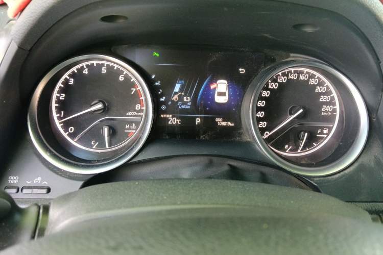 Used Toyota Camry 2018 2.5G Luxury Edition Instrument Cluster