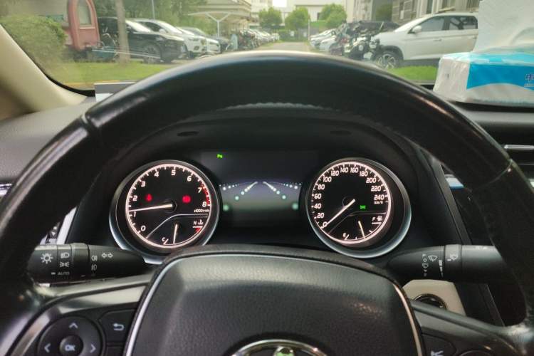 Used Toyota Camry 2018 2.5G Luxury Edition Instrument Cluster