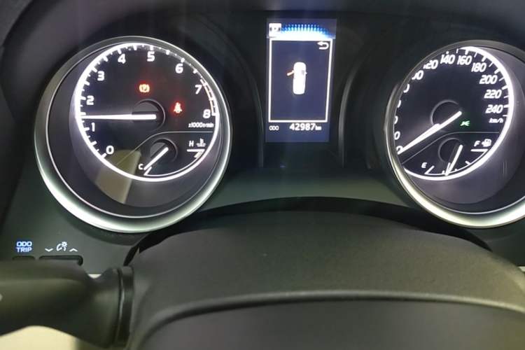 Used Toyota Camry 2018 2.0E Leading Edition Instrument Cluster