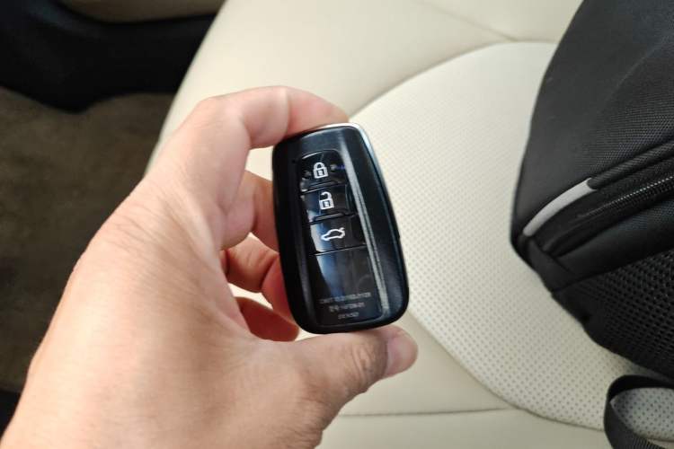 Used Toyota Camry 2018 2.5G Luxury Edition Interior 1