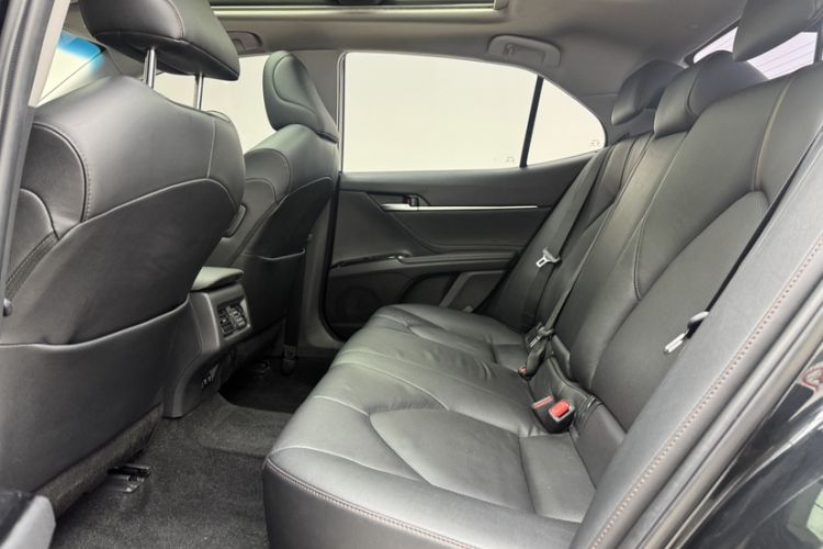 Used Toyota Camry 2018 2.5G Luxury Edition Interior 2