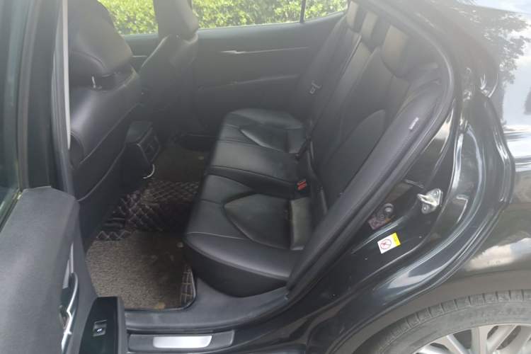Used Toyota Camry 2018 2.5G Luxury Edition Interior 4