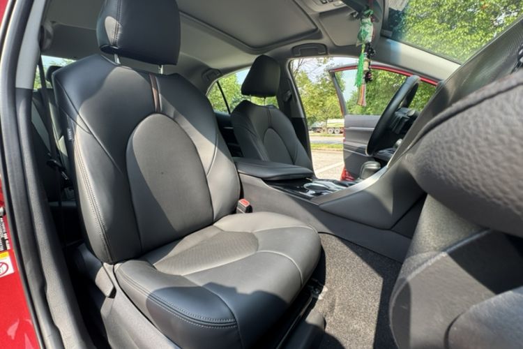 Used Toyota Camry 2018 2.0S FENGSHANG Edition Interior 4