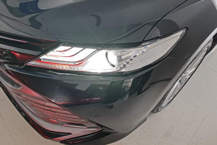 Used Toyota Camry 2018 2.5G Luxury Edition Left Front Headlight