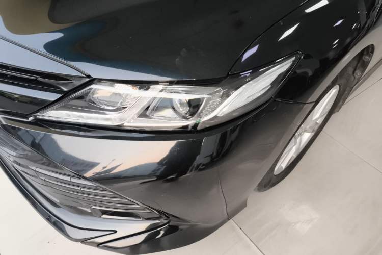 Used Toyota Camry 2018 2.0E Elite Edition Left Front Headlight