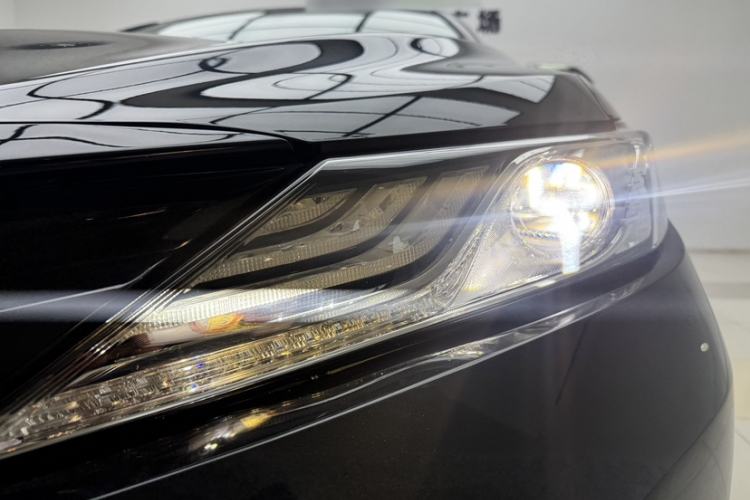 Used Toyota Camry 2018 2.5G Luxury Edition Left Front Headlight
