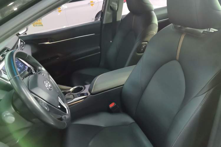 Used Toyota Camry 2018 2.0G Luxury Edition Left Front Seat