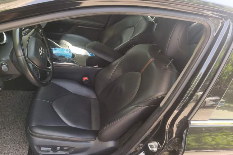 Used Toyota Camry 2018 2.5G Luxury Edition Left Front Seat